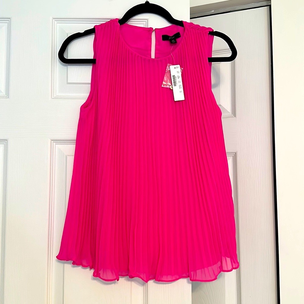 J. Crew | Double Hem Tiered Scoop Neck Keyhole Tank Top in Pink